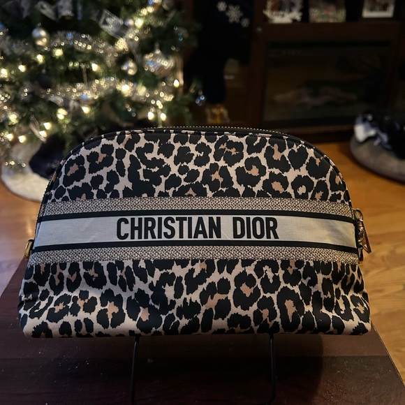 Dior Handbags - Christian Dior GWP Crossbody